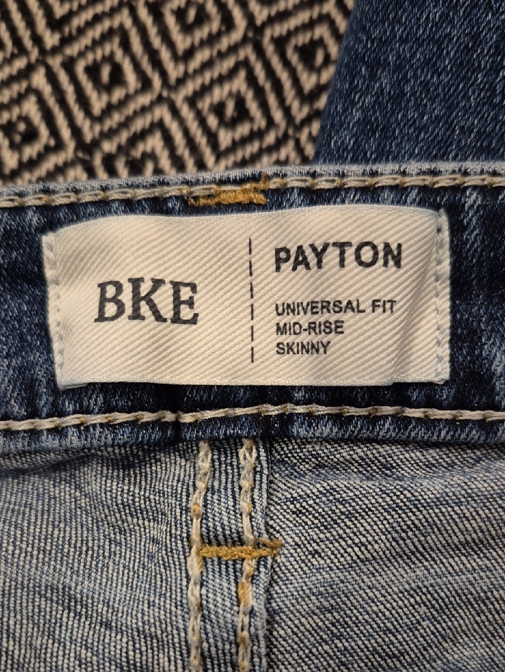 BKE Payton Mid Rise Skinny Fit Jeans Size 31x29 1/2 - Picture 9 of 10